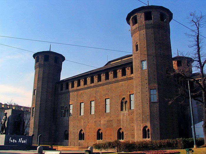 Il castello di Piazza Castello