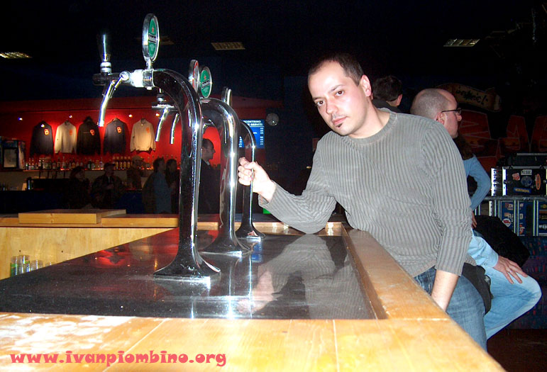 Ivan Piombino barman